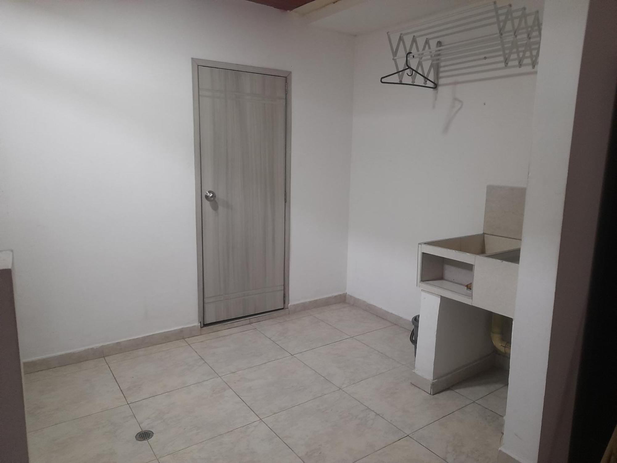 Apartaestudios El Jardin 2 Cali Room photo