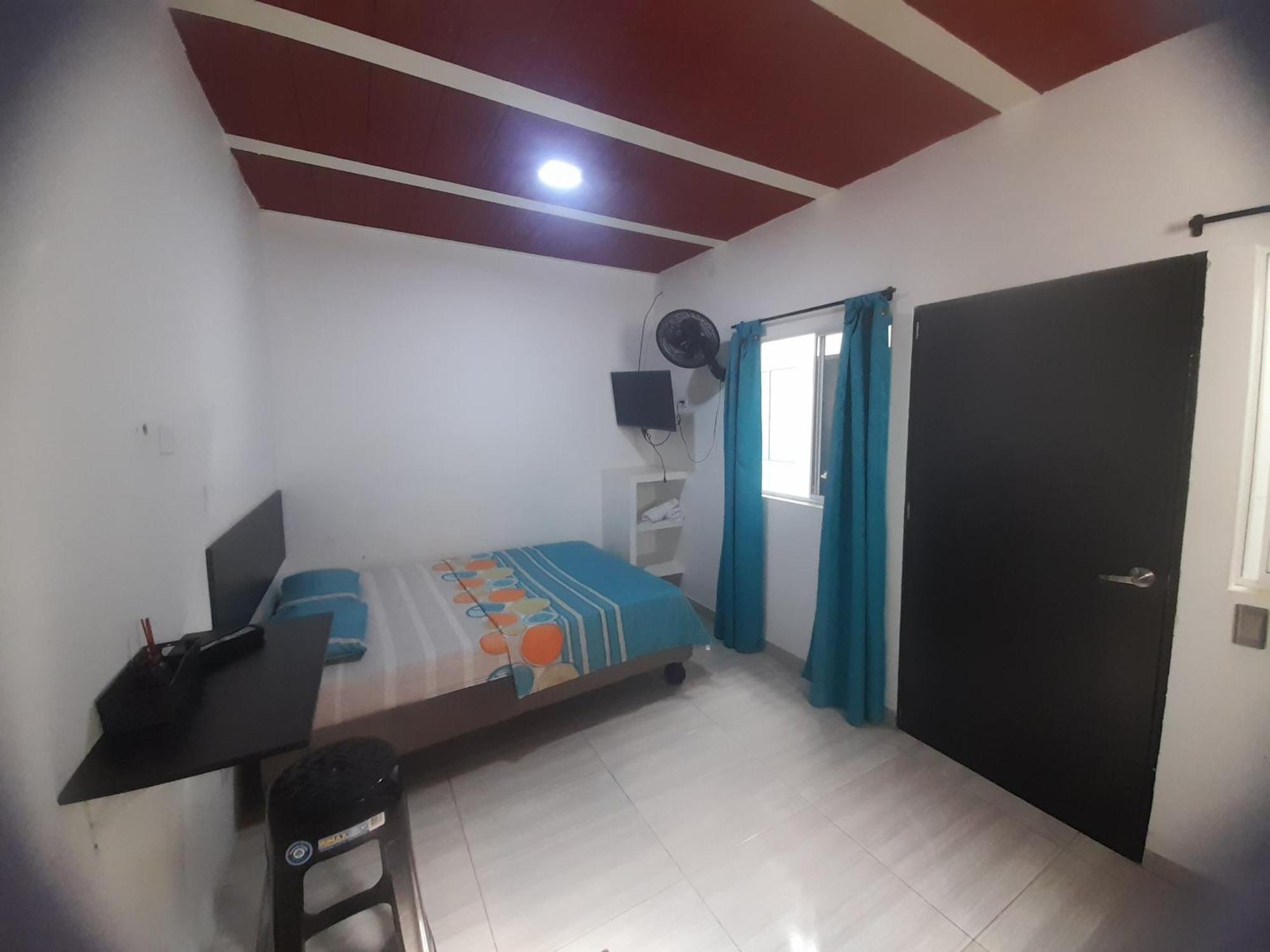 Apartaestudios El Jardin 2 Cali Room photo